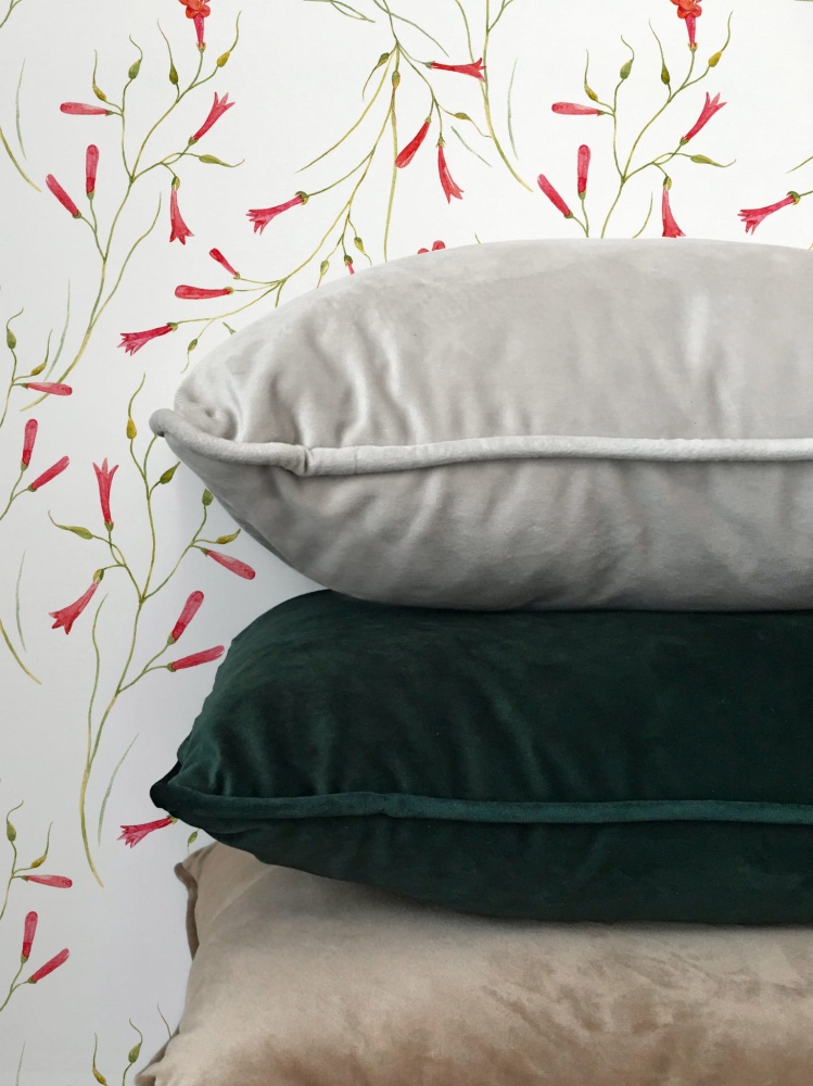 Tapeta-Male-czerwone-dzwonki-7